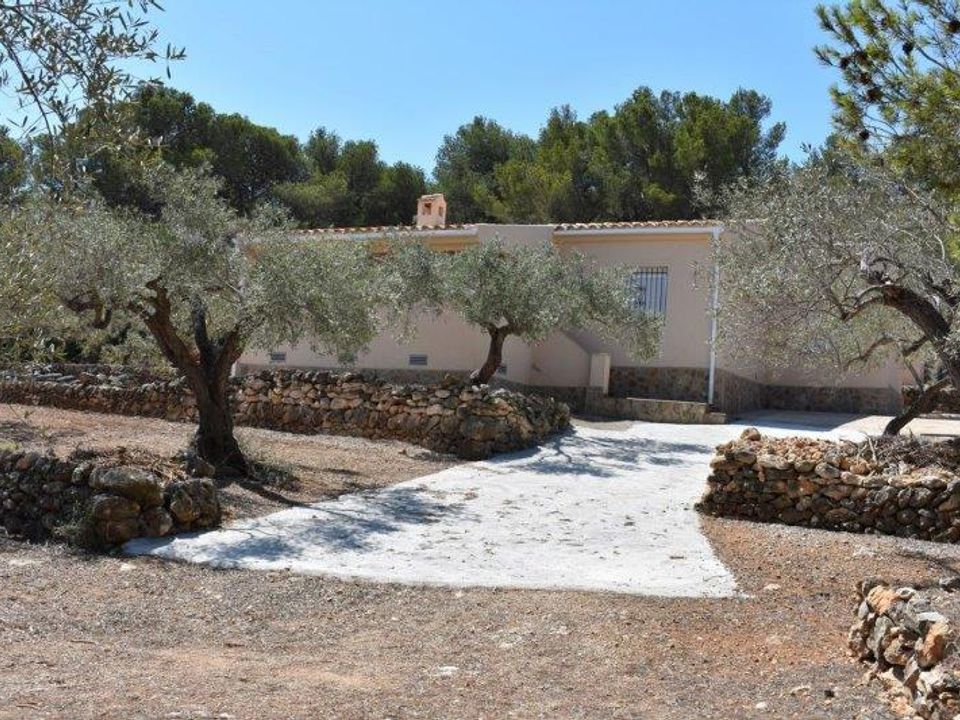 Country house for sale in L'Ametlla De Mar, Tarragona province €