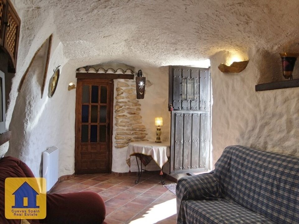 Cave house for sale in Huescar, Granada province € 55,000 Ref