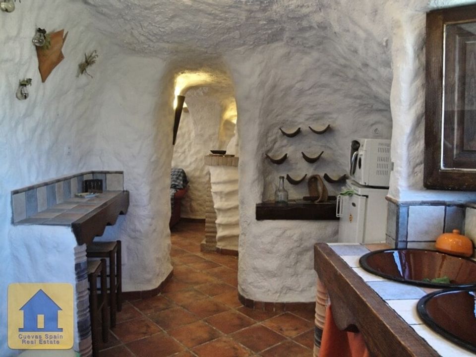 Cave house for sale in Huescar, Granada province € 55,000 Ref