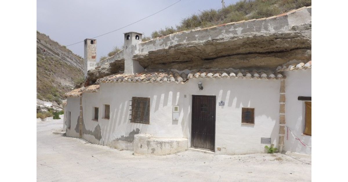 Cave house for sale in Galera, Granada province € 27,000 Ref