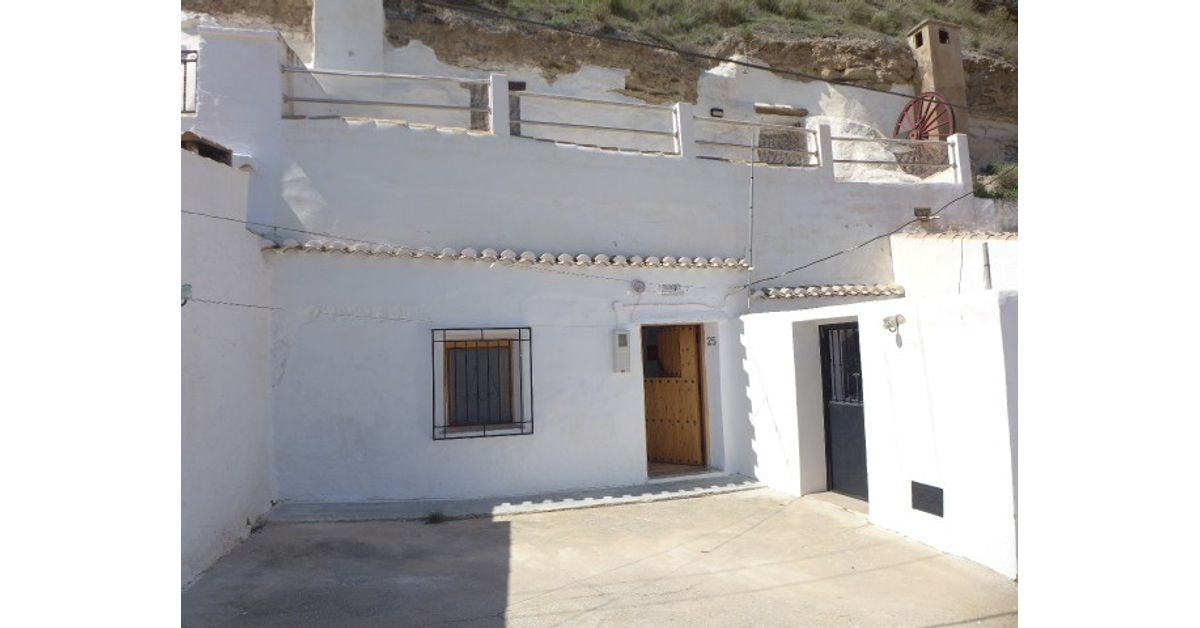 Cave house for sale in Galera, Granada province € 76,000 Ref