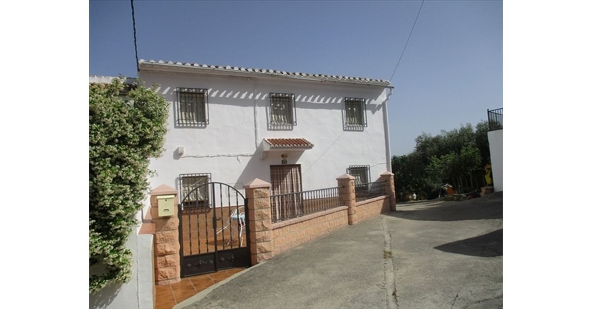 Country house for sale in Iznajar, Cordoba province € 155,000 Ref