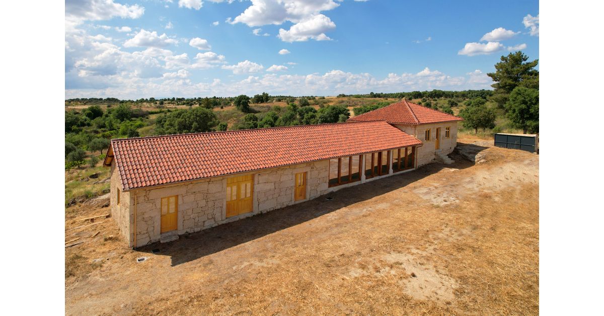 Country house for sale in IdanhaaNova, Castelo Branco District € 235,000 Ref 12729882