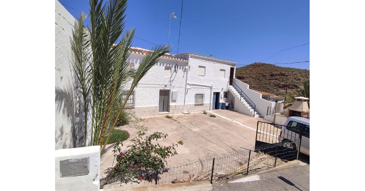 Villa for sale in Antas, Almeria province € 110,000 Ref 13866562