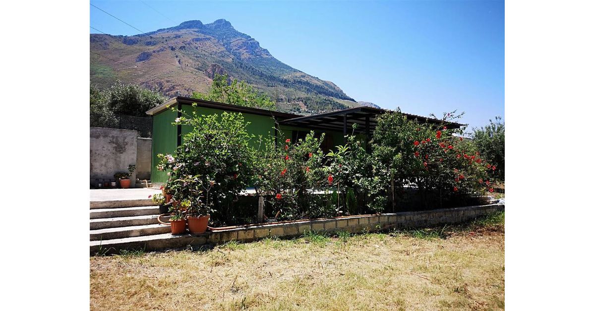 Country house for sale in Termini Imerese, Palermo € 48,000 Ref