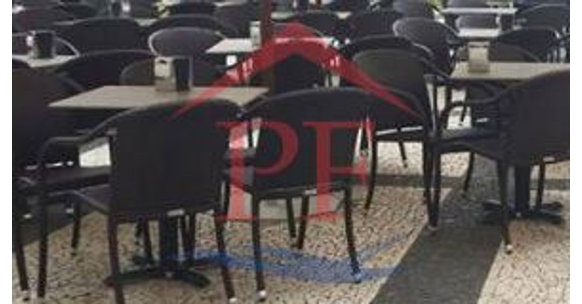 Commercial property for sale in Funchal, Madeira € 180,000 Ref