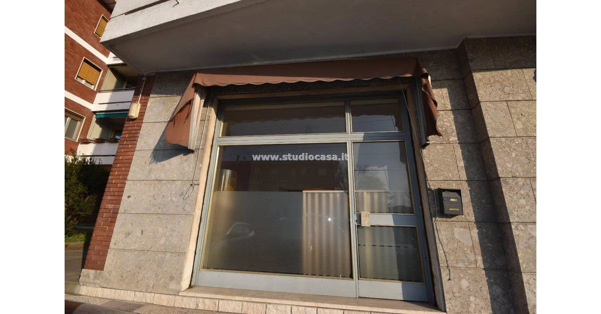 Commercial property for sale in Crema, Cremona € 79,000 Ref