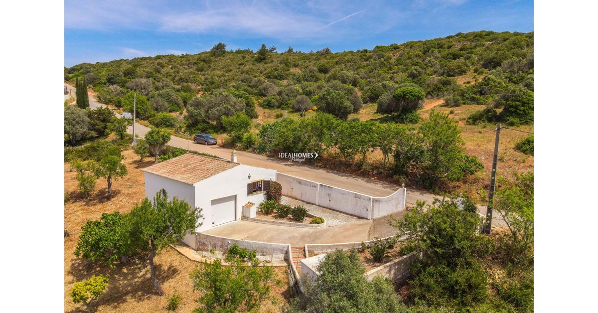 Villa for sale in Sagres, Faro District € 650,000 Ref 14791866