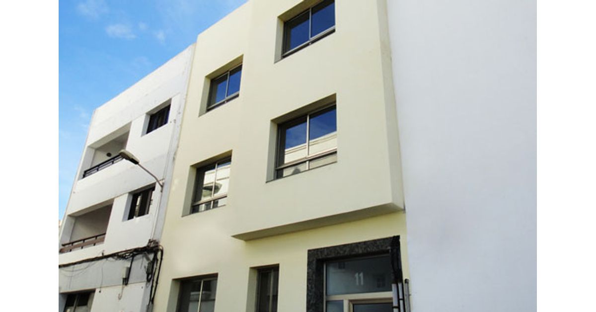 Town house for sale in Arrecife, Lanzarote € 552,000 Ref 15072974