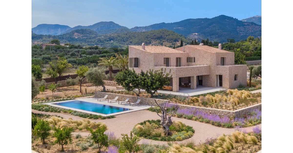 Country house for sale in Selva, Majorca € 4,950,000 Ref 15236281