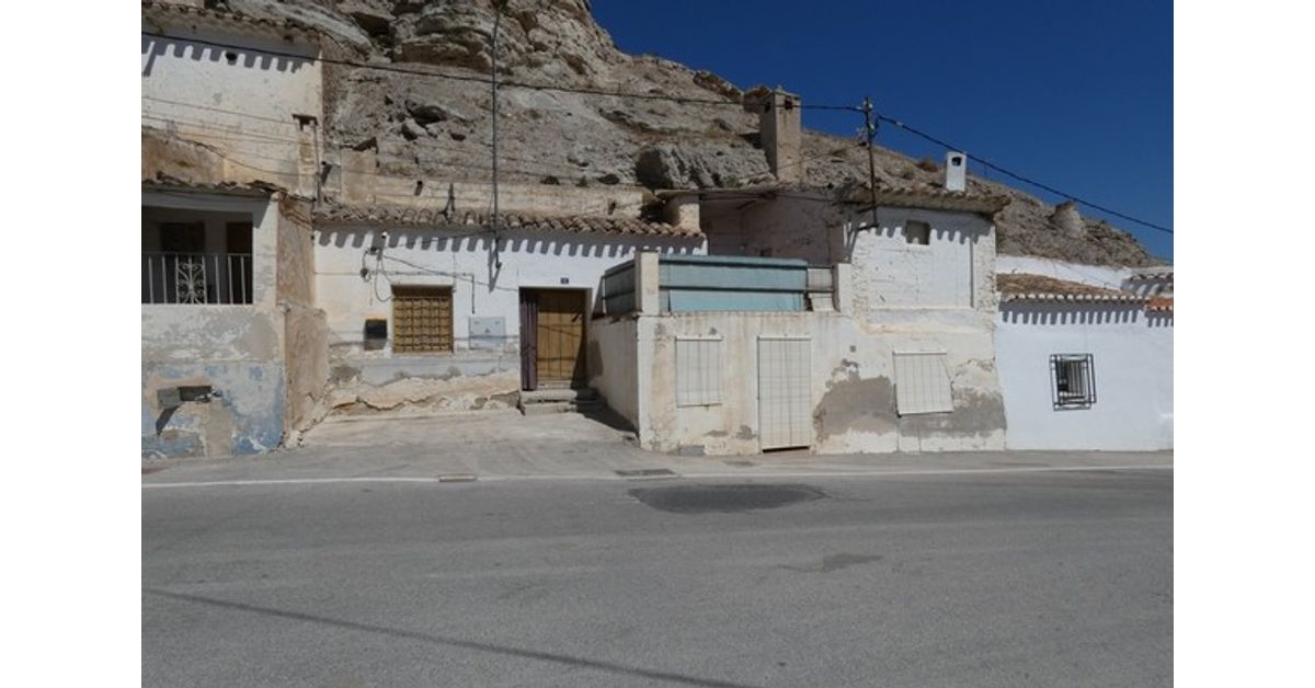 Cave house for sale in Galera, Granada province € 55,000 Ref