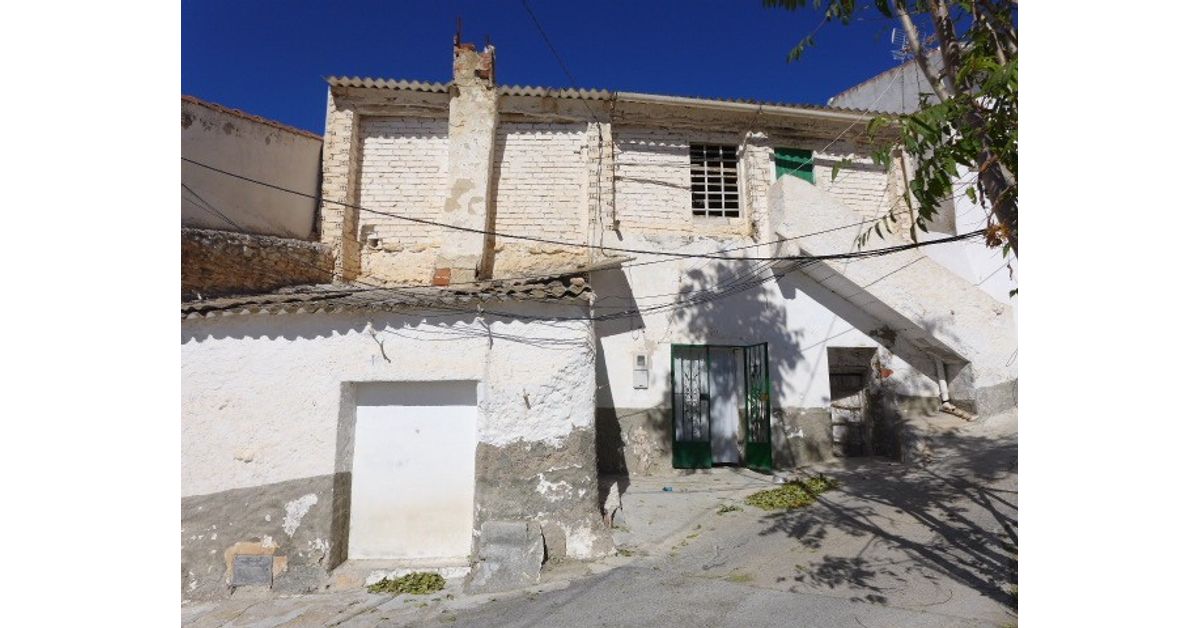 Cave house for sale in Cuevas Del Campo, Granada province € 38,950