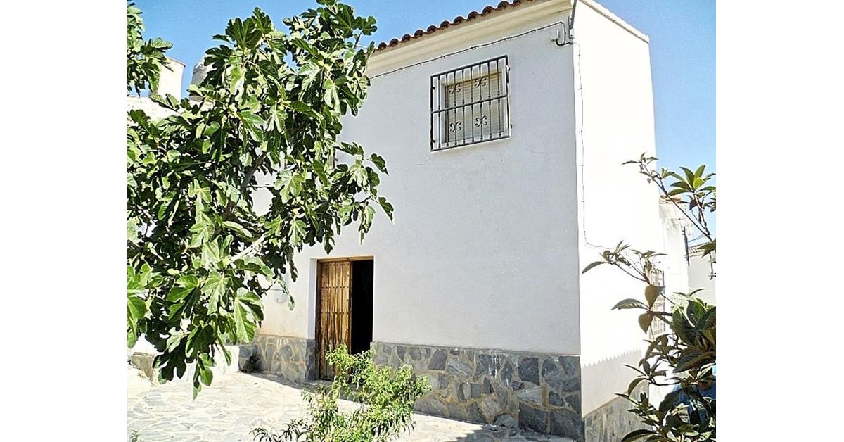 Country house for sale in Lubrin, Almeria province € 69,950 Ref