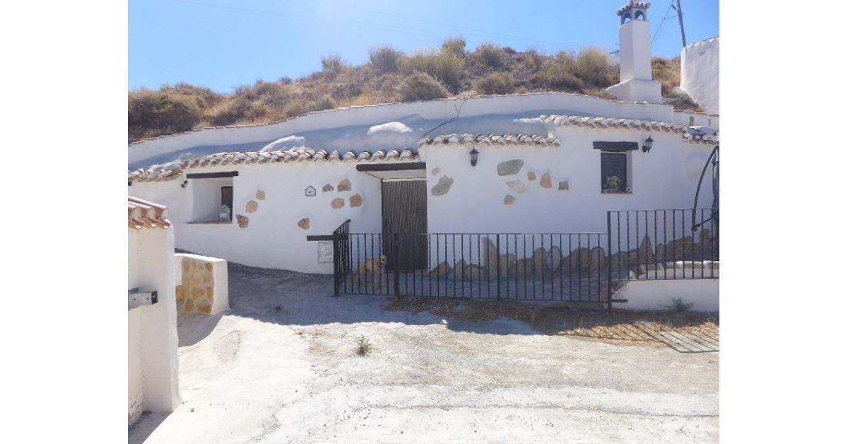 Cave house for sale in Galera, Granada province € 110,000 Ref