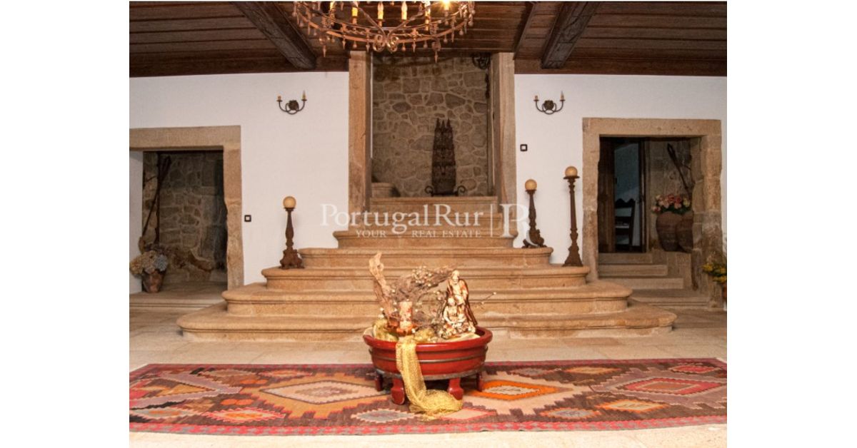 Country house for sale in IdanhaaNova, Castelo Branco District € 1,200,000 Ref 9161427